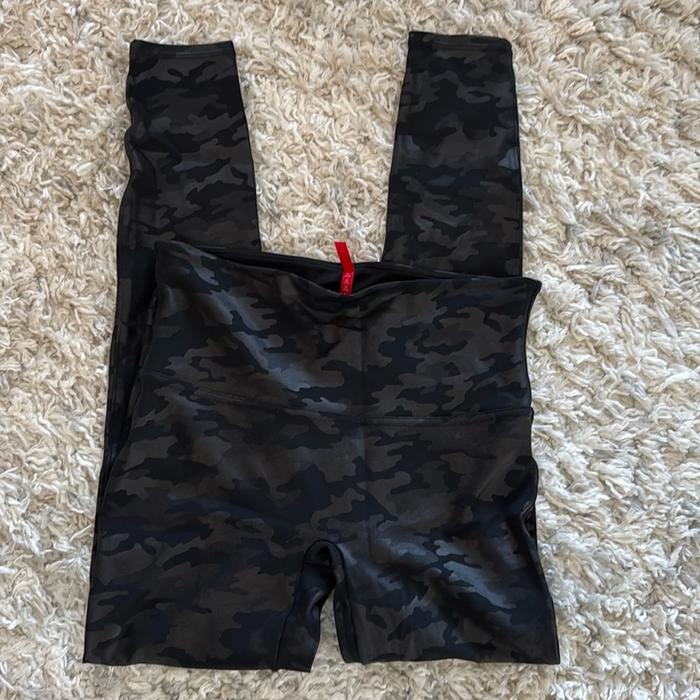 Spanx faux leather camo print legging